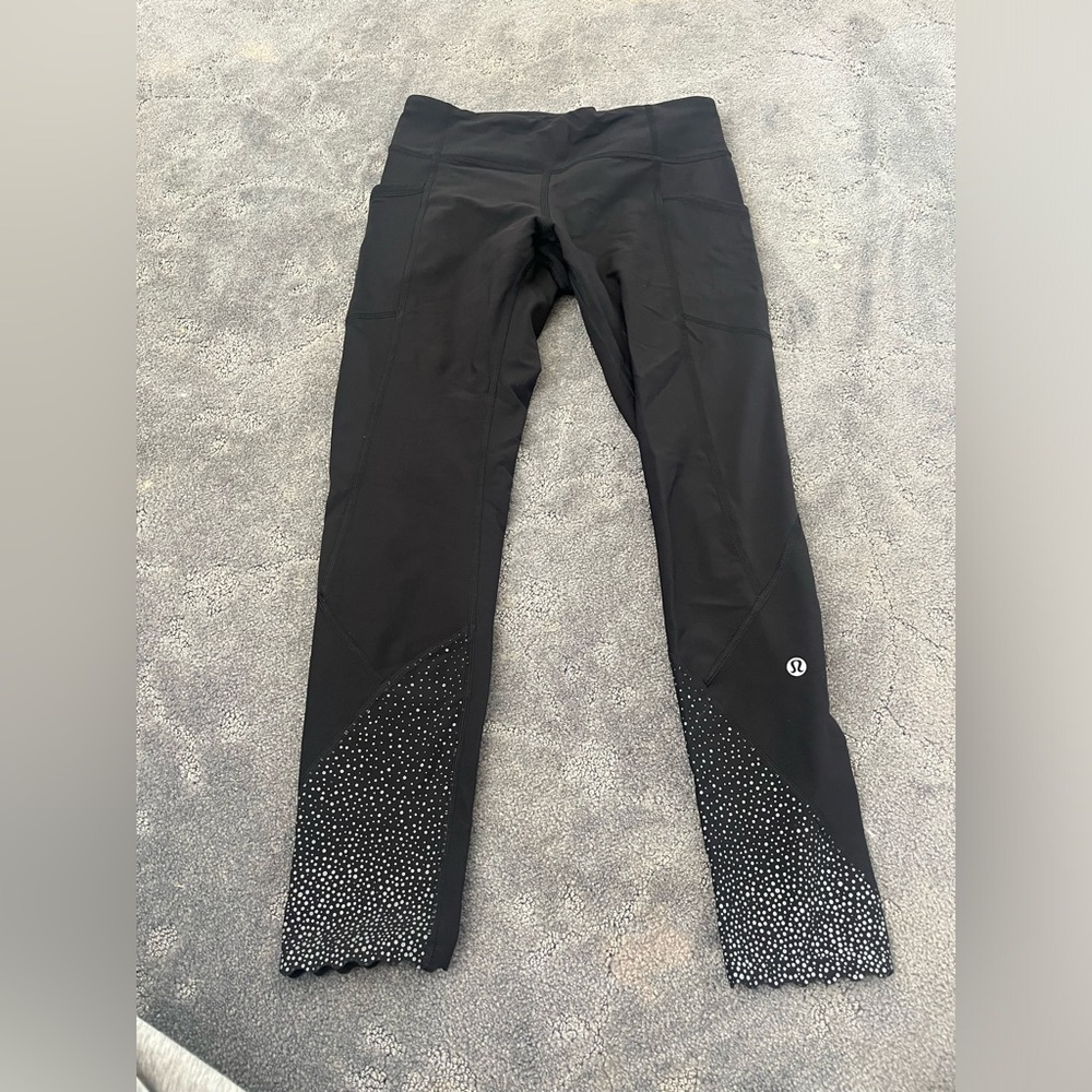 Lululemon black leggings